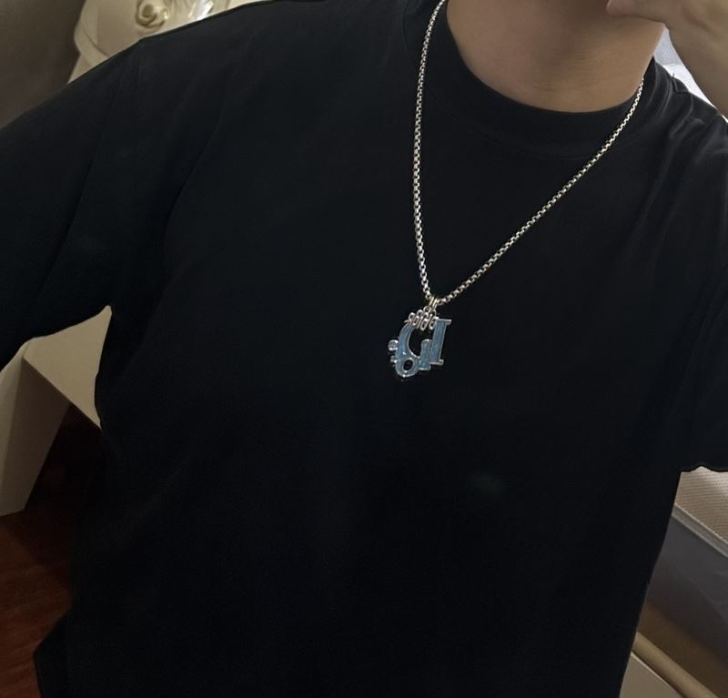 chr1st1an D10r necklaces